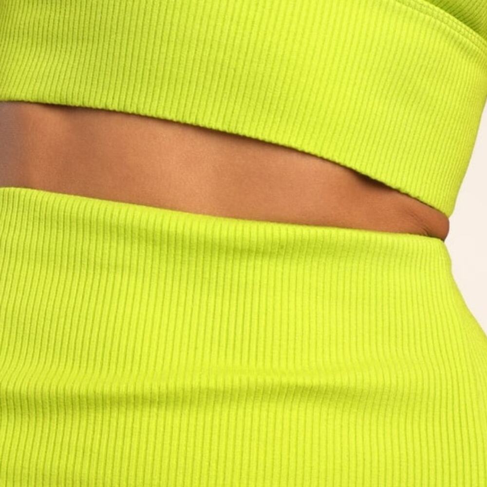 Lulus Lime Green Ribbed Midi Skirt NWT Size Large High Slit Bodycon - Picture 4 of 7